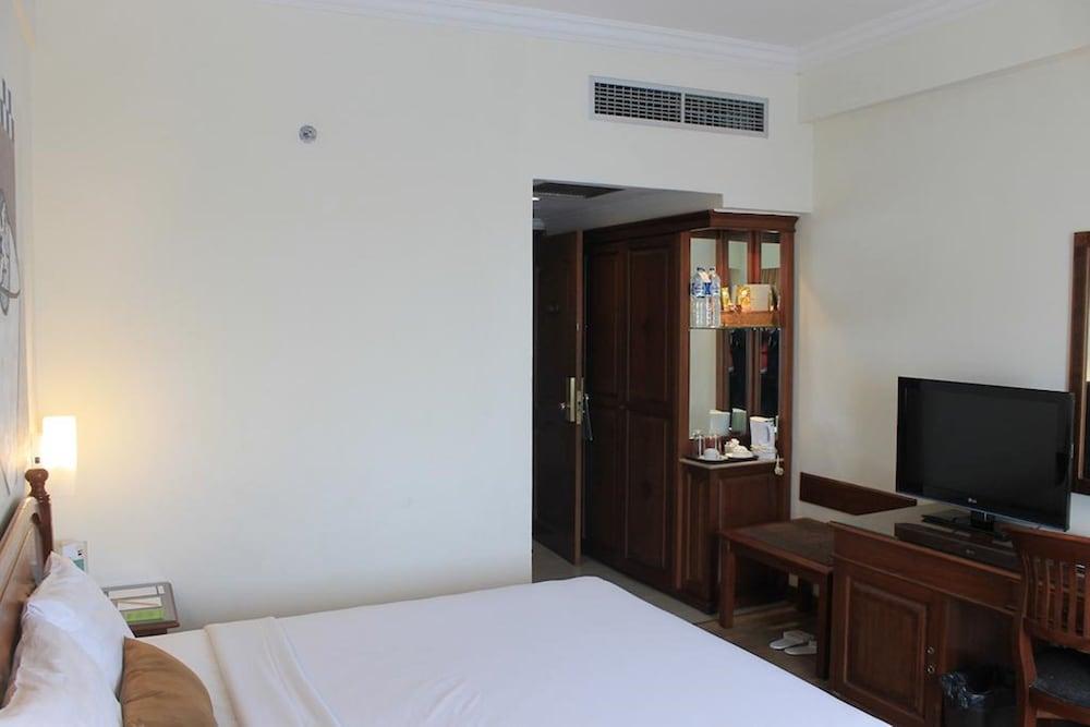 Grand Zuri Pekanbaru Esterno foto