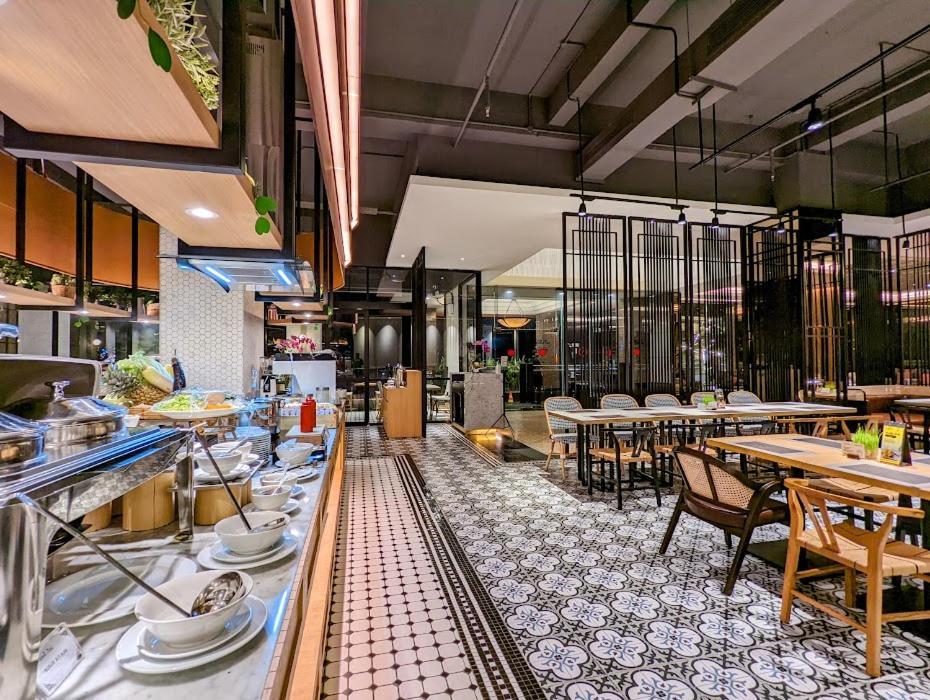 Grand Zuri Pekanbaru Esterno foto