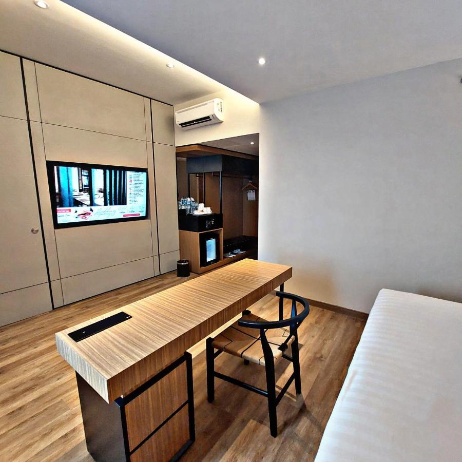 Grand Zuri Pekanbaru Esterno foto