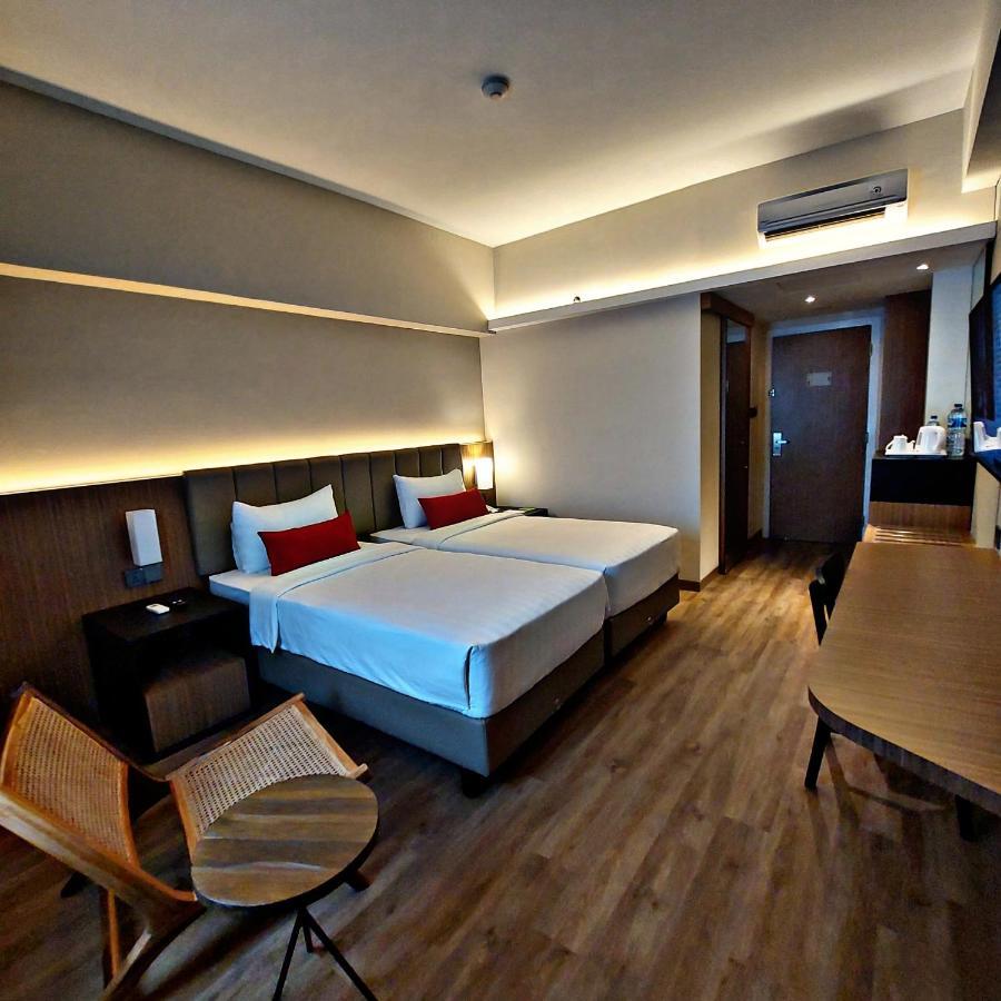Grand Zuri Pekanbaru Esterno foto