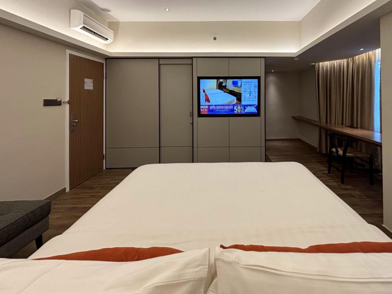 Grand Zuri Pekanbaru Esterno foto